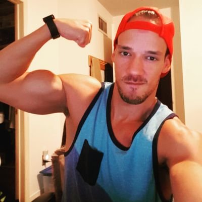 @AndrewHahne