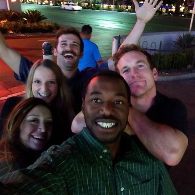 Bcomemore's profile picture. 📈 TRADER💱
✈ TRAVEL 🌍
💪 TRANSFORM 🏋