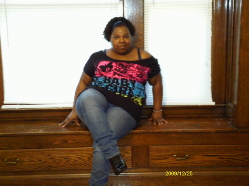 Mother of 2 sons, A.J. & Brandon, Fulltime student, and still holds on 2 my dream of becoming a singer or actress. :)