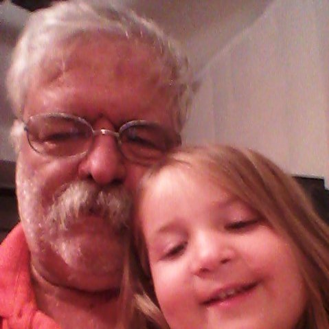 Retired engineer tring to make ends meet. Favorites: Genealogy; people who don't care who I voted for; Princess Kristen Bell; term limits for congress.
