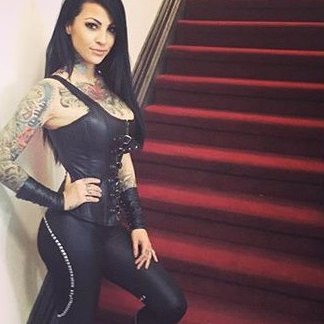 PrettyHellish's profile picture. 