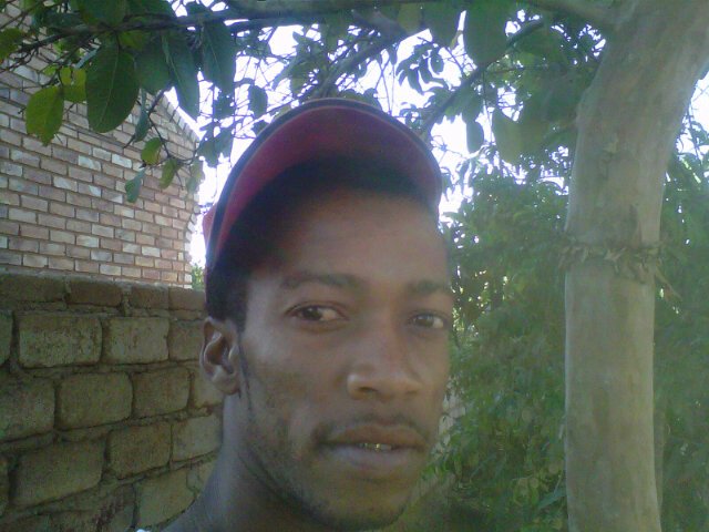 katlegoLevy1's profile picture. 