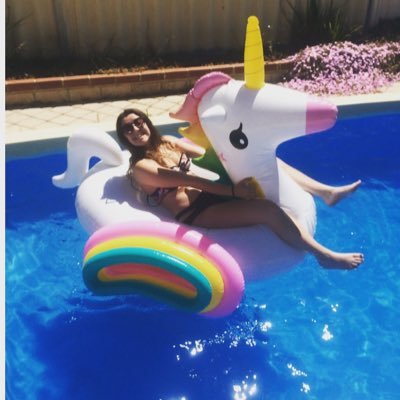 armstrong_rhi's profile picture. 