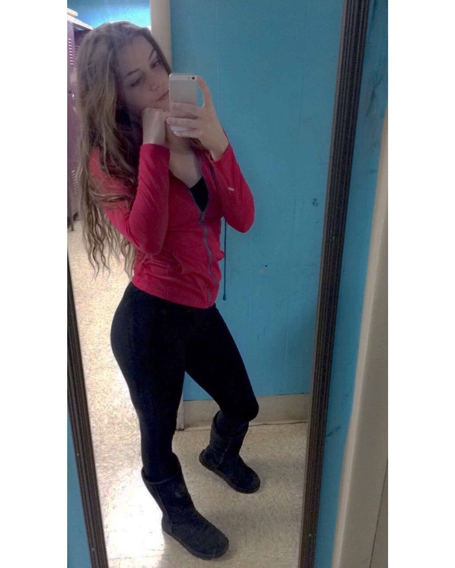 sydlivinMAJOR's profile picture. mother. 21. Pisces. Stripper. Lover.