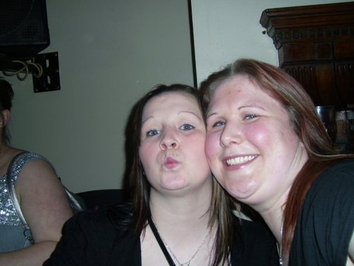 shar123's profile picture. 