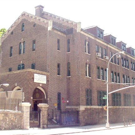 The Mott Hall School