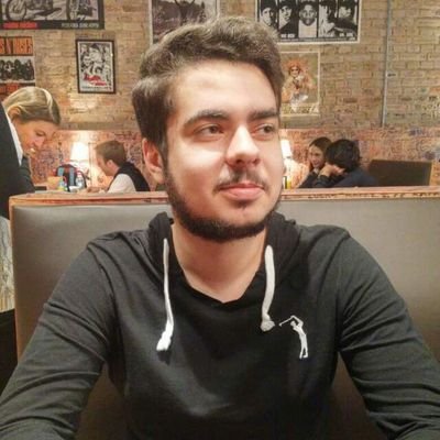 A existência precede a essência.
Saí do Direito pra ir pra Psicologia