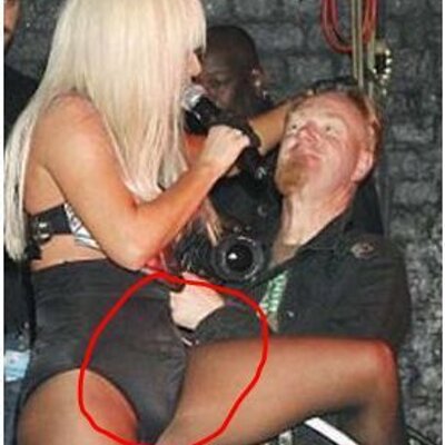 lady-gagas-big-dick_400x400.JPG