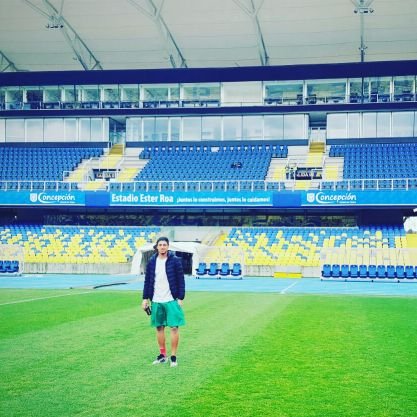 Futbolista profesional y papá chocho de Gabrielito Andrés
