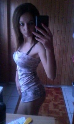 robi36457369's profile picture. 