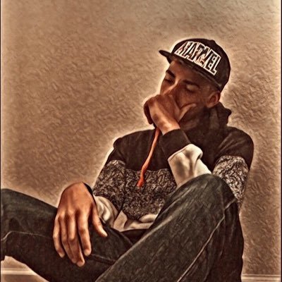 Gamer, pranker, comedian, worksout, athletic, and youtuber😎