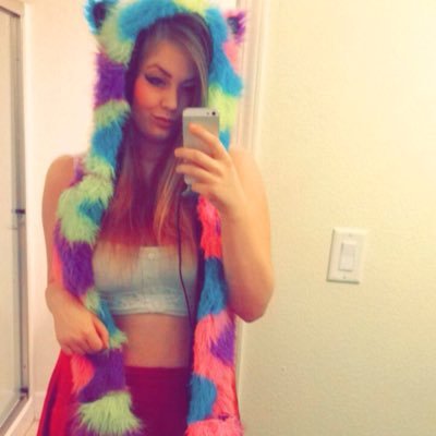 highitsbri's profile picture. ~Too much sauce~ // #EDCLV ♊️