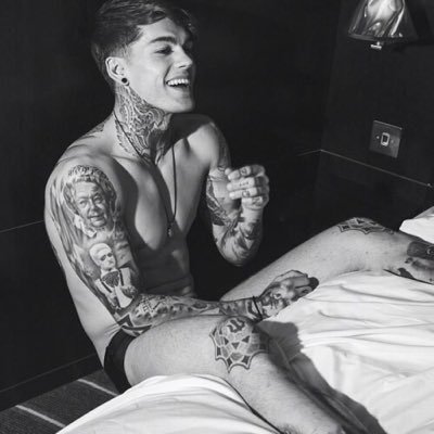 rpxaaron's profile picture. S.