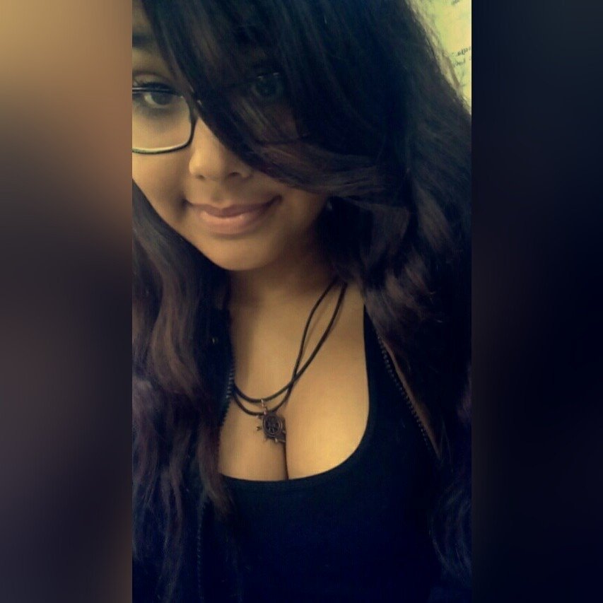pekenamary16's profile picture.