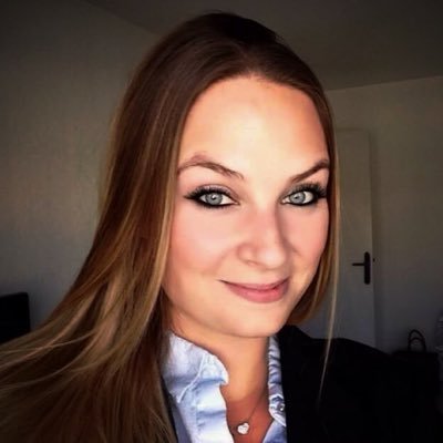 lalouilleWF's profile picture. Auteure de Tentation, sortie le 13 juillet et Liberty le 25 septembre.