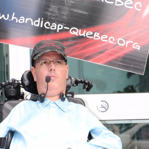 Éditorialiste, Créateur de contenu et militant de première heure, Richard Guilmette fait la promotion des droits et intérêts des personnes handicapées.