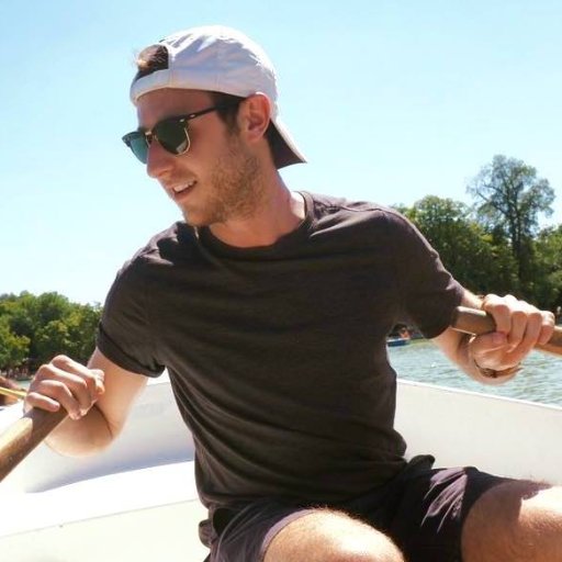 wowomgitsJustin's profile picture. Long time listener, first time caller.