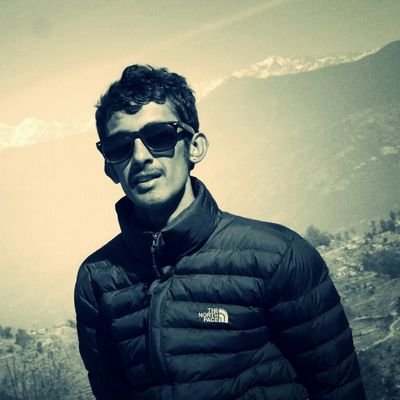रहरहरु को झ्याल बन्द गरि ,
बाध्यताको पर्दा मा लुकेको जिन्दगी...!😊