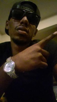 HBE🌟UMG🌠A&R-RECORD UNION hellabandzentertainment@outlook
ASCAP✨BMI✨MTV✨SYGU💫Any one looking for good lyrics check me out💫FOR FEATURE HIT MY EMAIL.