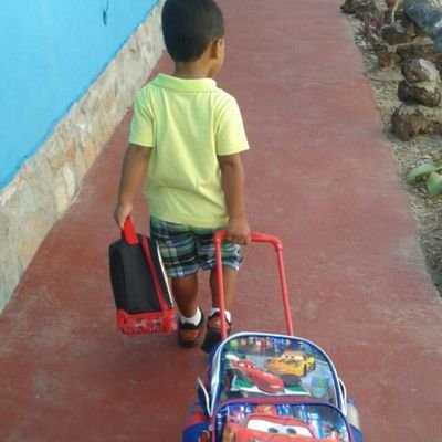 trinanavarro6's profile picture. 