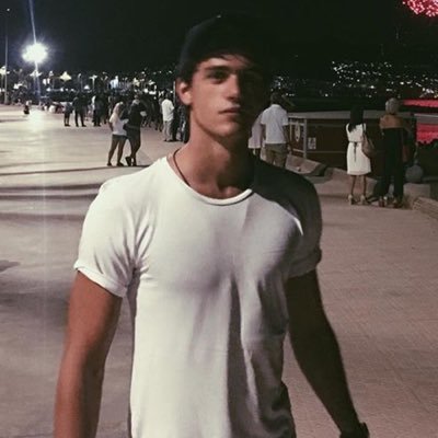 ethanisedia's profile picture. 