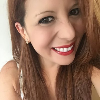 Italian based in Dublin, Ireland. Wine Lover, Foodie, Travel addict, fashionaholic with a strong passion for visual communication!