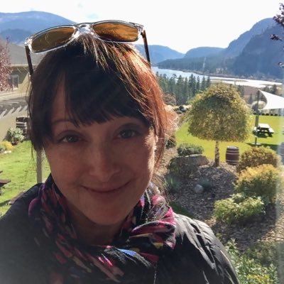 AlannaVernon's profile picture. Event planner. Wine enthusiast. Book lover. she/her

@alannavernon.bsky.social