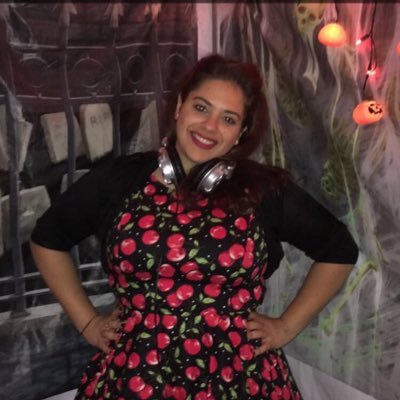 See who u are, own who you are, be who you are Dont apologize✨Music is the answer✨ #dontsettle #getbusyliving insta @djstacybass https://t.co/sjd56jtOj2