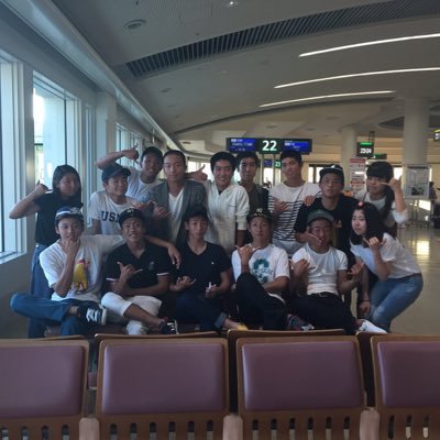 KENSHO_BASEBALL's profile picture. 県商野球部の共同アカウントです⚾️全ては夏のため！