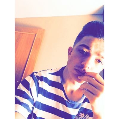 'Oyeme loca pagaria por no verte, sal de mi vida por lo menos de mi mente.'
Puro chantaje.