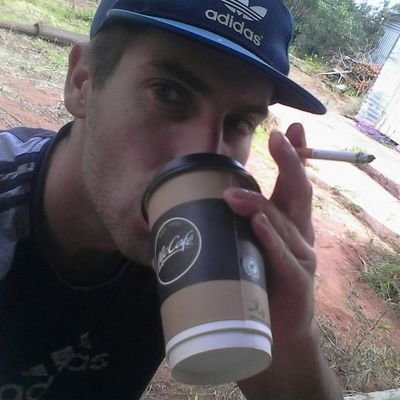 cz_protector's profile picture. Podnikám na internetu, spravuji větší  počítačové sítě ale umím sáhnout i do stavebnictví. Mám rád kryptoměny a táhnou mě PCB boardy a podobné titernosti.