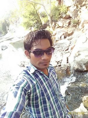 Shubham20001000's profile picture. Music