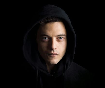 A quoi bon se fier aux apparences puisqu'elles sont souvent trompeuses ?
Tu ignores qui je suis, raison suffisante pour ne pas me juger.