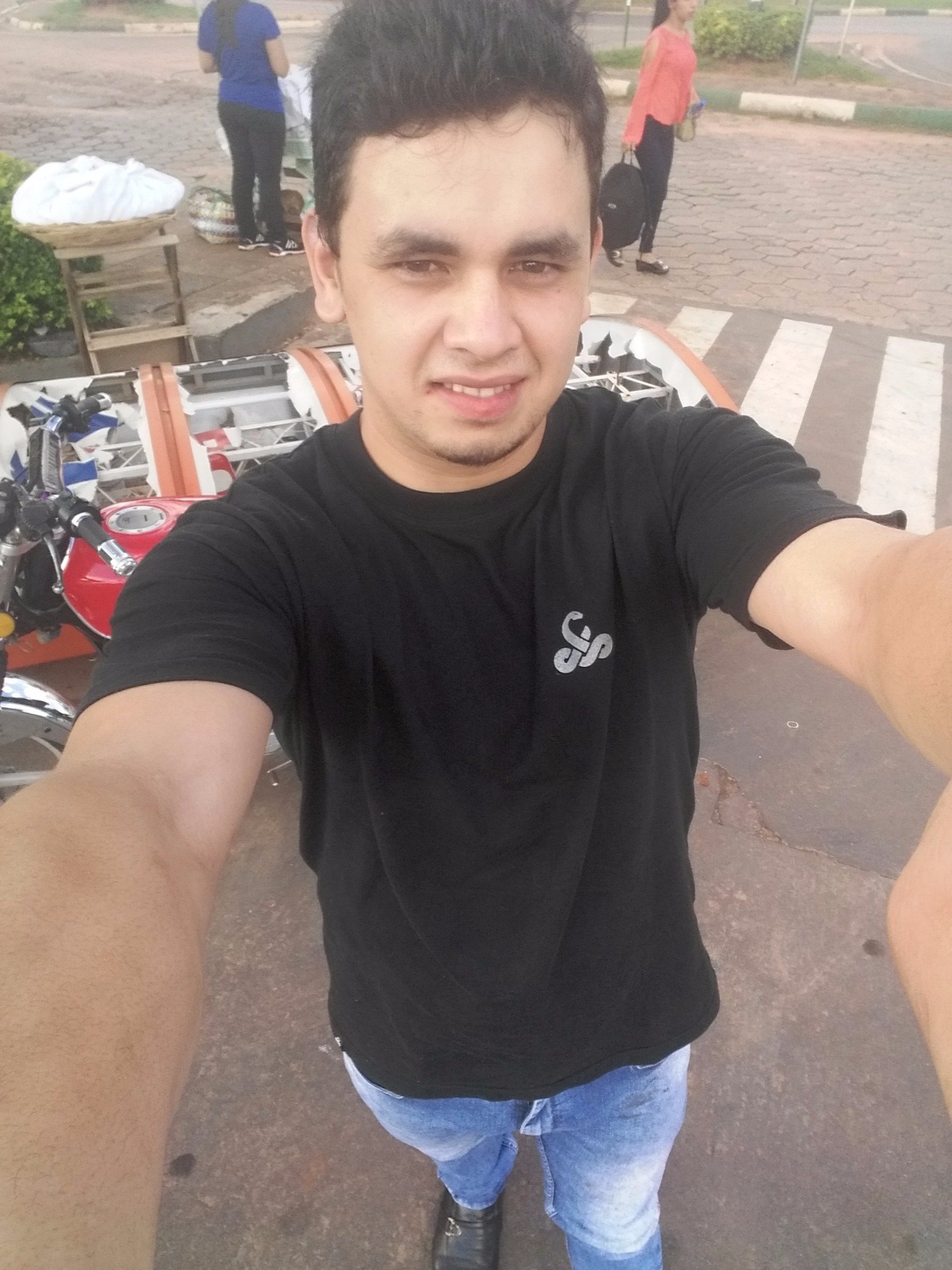 SalustianoMend7's profile picture. 