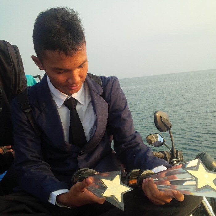 RianMunandiar's profile picture. 