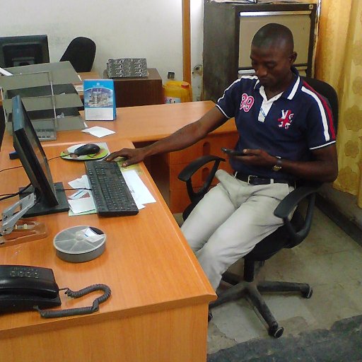 Am paul Hyongu by Name, Am a Contractor
