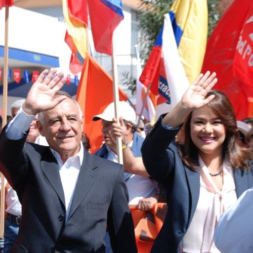 Acuerdo Nacional por el cambio es un amplio espacio de confluencia de agrupaciones sociales y políticas que convocan al Ecuador a la unidad.