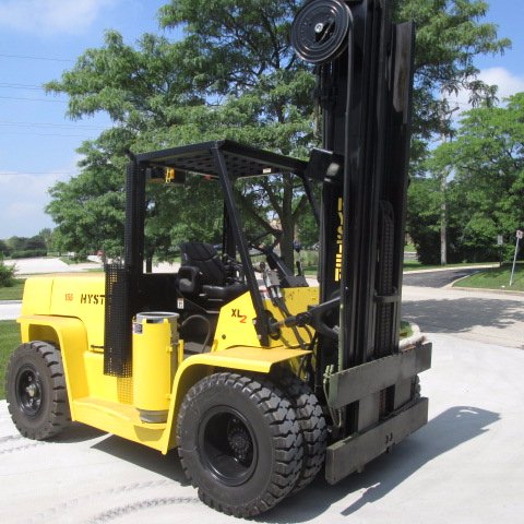 Renting / Selling / Leasing Used Material Handling Equipment Worldwide