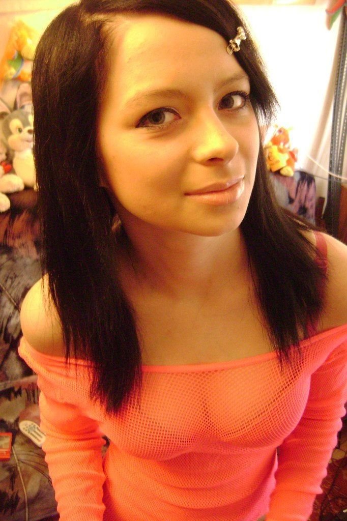 c_azza1's profile picture. 