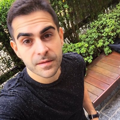 produtor de eventos, empresario/pai adotivo de creators, apaixonado por entretenimento e por iowa 🙃🌽🎭
