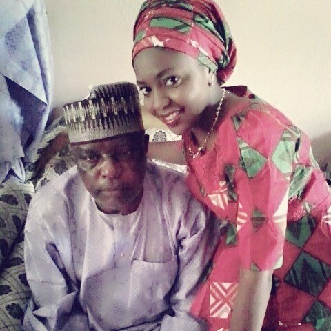 harirat's profile picture. Industrial chemist/ Sales strategists/ Copywriter / Learn how to make money online / Author of Being Number one Tweets about business, sales & marketing