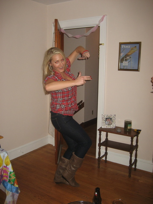 CaitlinWhite9's profile picture. 