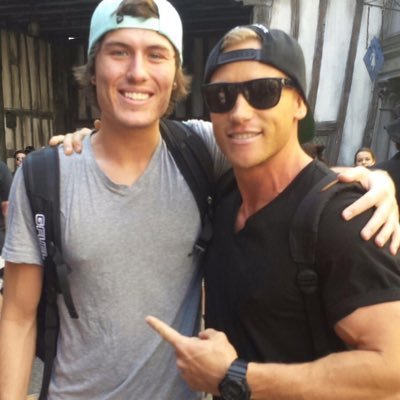 NeuBs_'s profile picture. Not on Twitter. IG is it