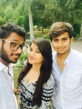 Dharmes36280927's profile picture.