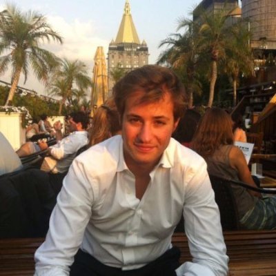 Entrepreneur, Co-fondateur chez Merci du Tuyau, past @WikiPME World citizen and traveller.#Entrepreneur, #networking, #communication and #digital #businessclub