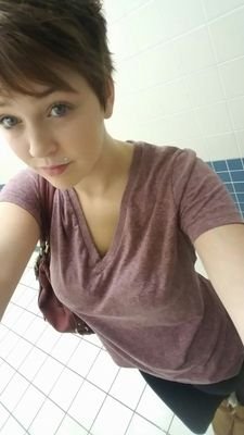 ToryMcCoy10's profile picture. honestly cant describe myself with only 160 characters.🙃