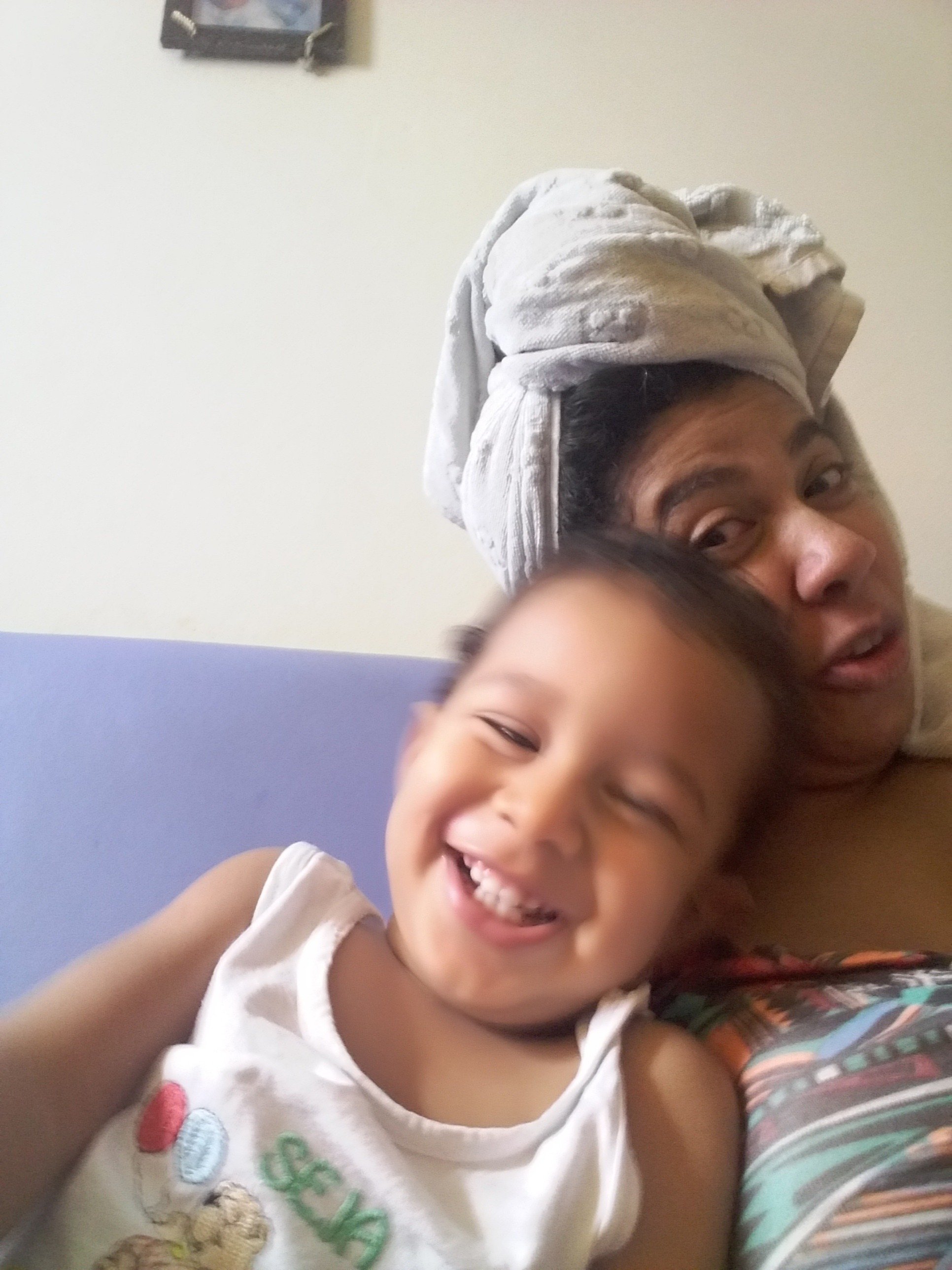 cristianepinto2's profile picture. Mulher, mãe, esposa, filha, sobrinha, prima, neta e amiga, vivendo a vida e confiando em DEUS sempre.