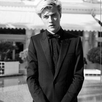 shanewildrpg's profile picture. Prince de Navarre