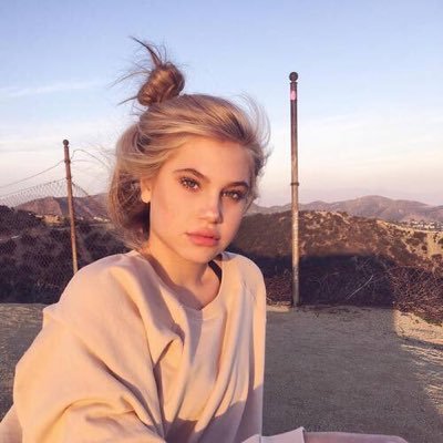 alicerpgrwd's profile picture. 