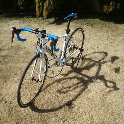 snkjm2671's profile picture. 自転車と浦和レッズをこよなく愛する男です。